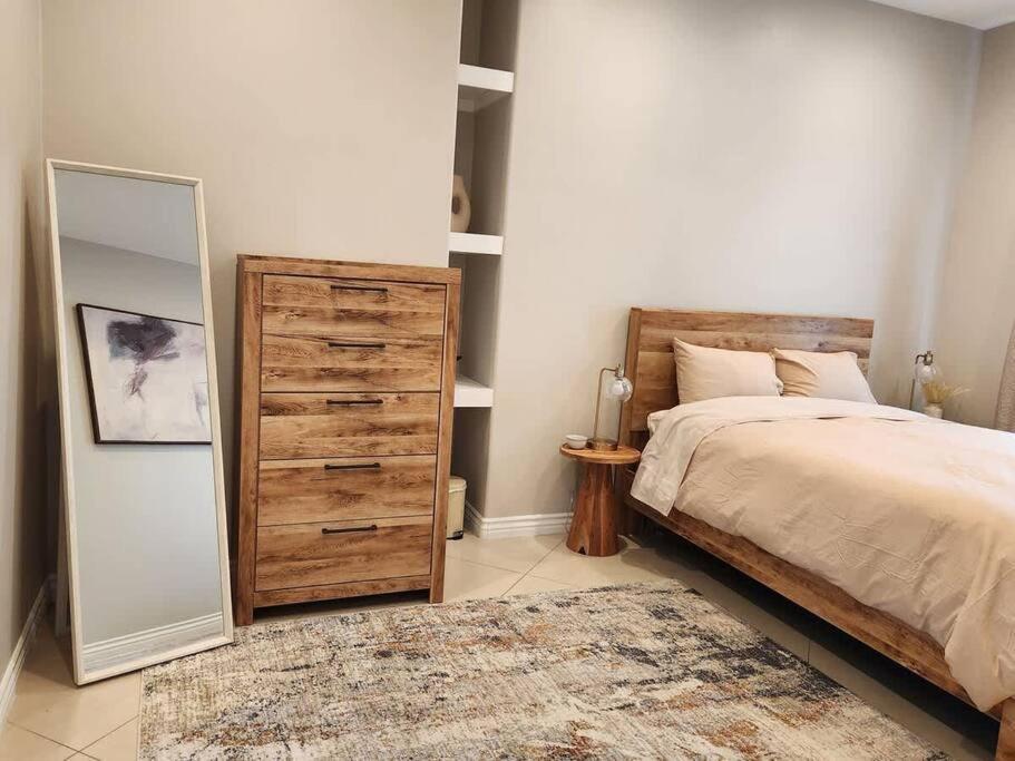 Hébergement de vacances Spacious 1 Bed Adu In Encino, Away From *