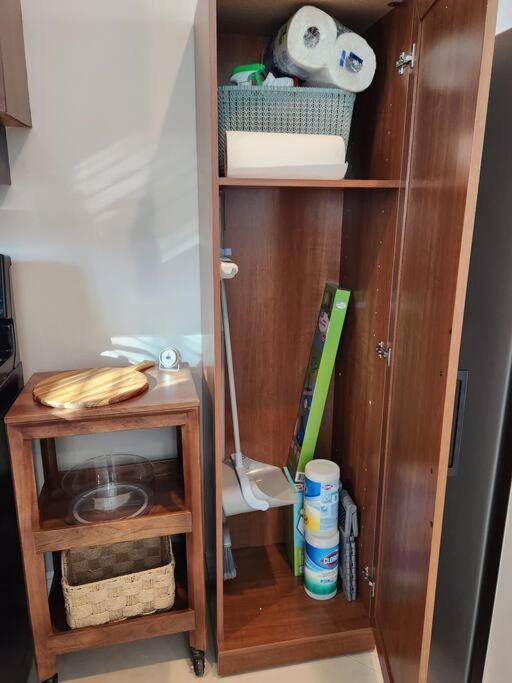 Spacious 1 Bed Adu In Encino, Away From Hébergement de vacances